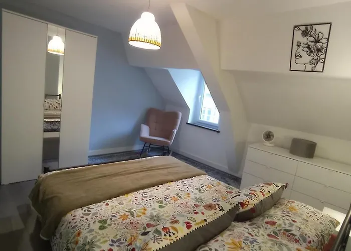 Maison 4 Avec Cour Proche Centre &